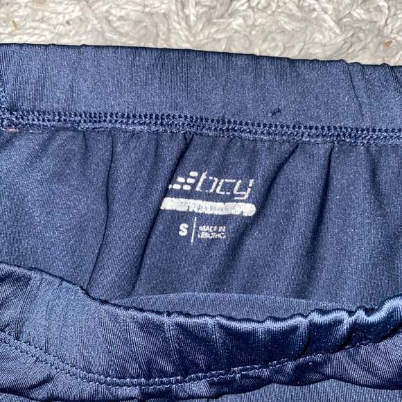 spandex - Picture 2 of 2